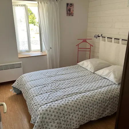 Maison Mitoyenne Proche Plage, Centre Barbâtre, Pour 4 Personnes - Fr-1-823-109 Casa de Férias *